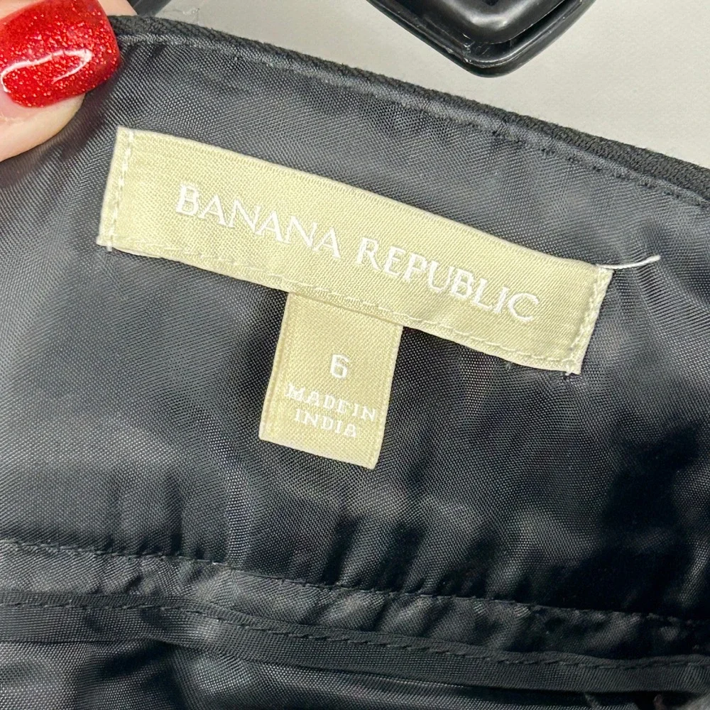 Banana Republic Black Business Career Pencil Skirt Women‎ Size 6 Minimal Neutral